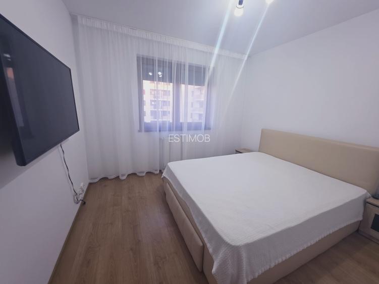 Inchiriez 2 camere decomantat pet friendly Tractorul zona Mega Image - 11