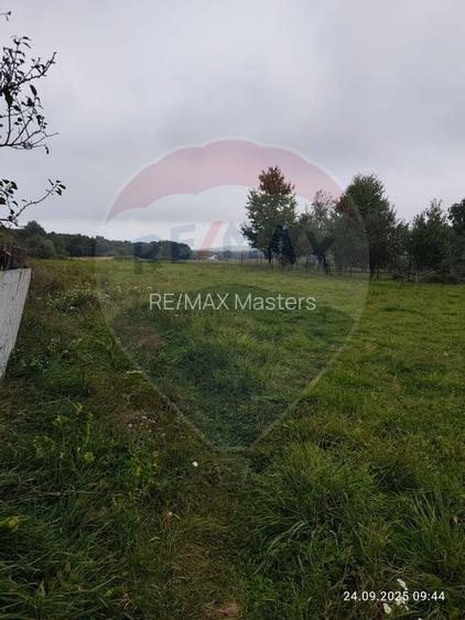 De vanzare 70 ari de teren cu casa de 82 mp - 2