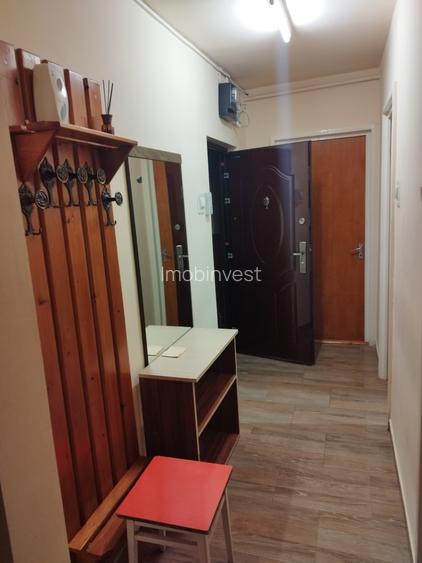 Inchiriez ap, cu 2 cam. in zona 7 Noi. - 7