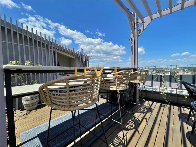 [VIDEO] Triplex Penthouse | 50 SQM Terrace | 2 Parking Spaces | Philips HUE - 13