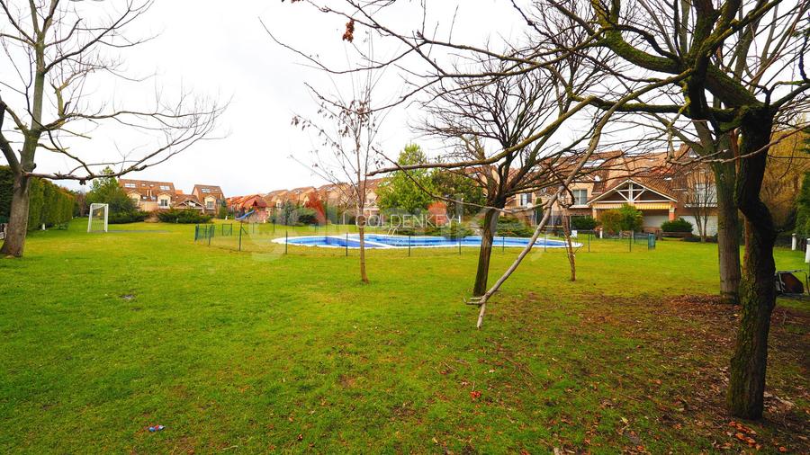 Vila moderna in complex rezidential cu piscina si loc de joaca - 2