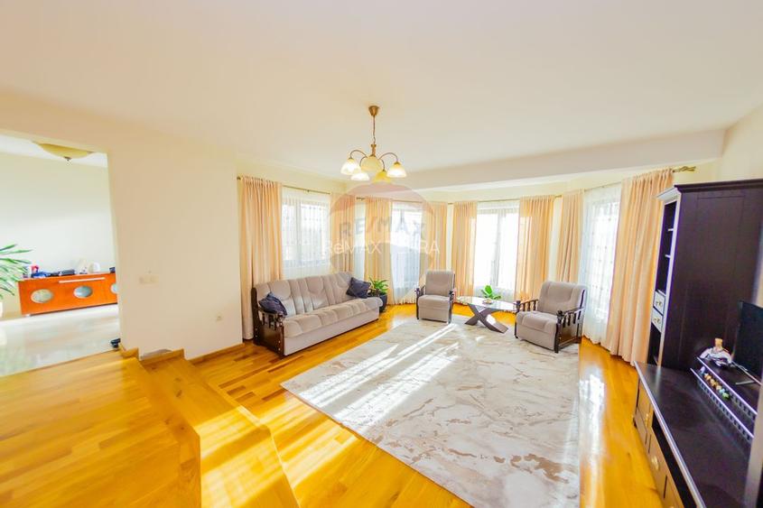 VILA DE LOCUIT/AFACERE CU TEREN GENEROS, DE VANZARE - 20