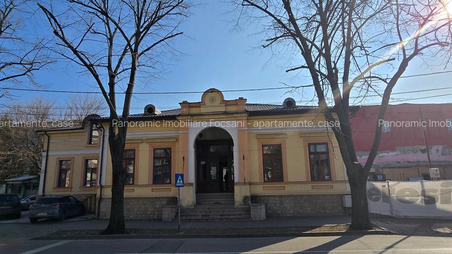 Cladire speciala de VANZARE  sau de INCHIRIAT  ultracentral Focsani - 51