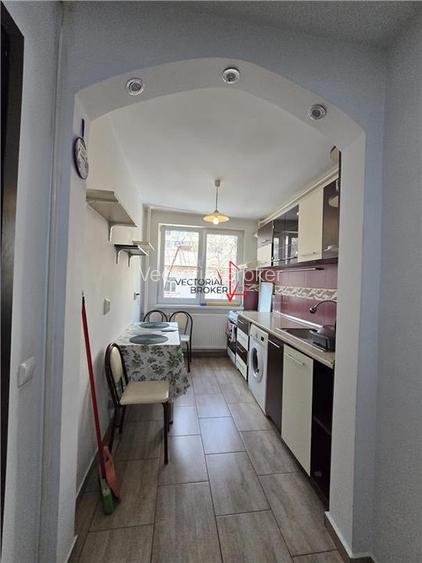 Bloc reabilitat, et.1- Tei Ion Berindei, Sectia  Politie - 8