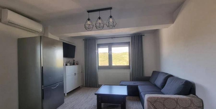 Apartament 3 dormitoare + living, 2 bai, 2 locuri de parcare - Rediu - 15