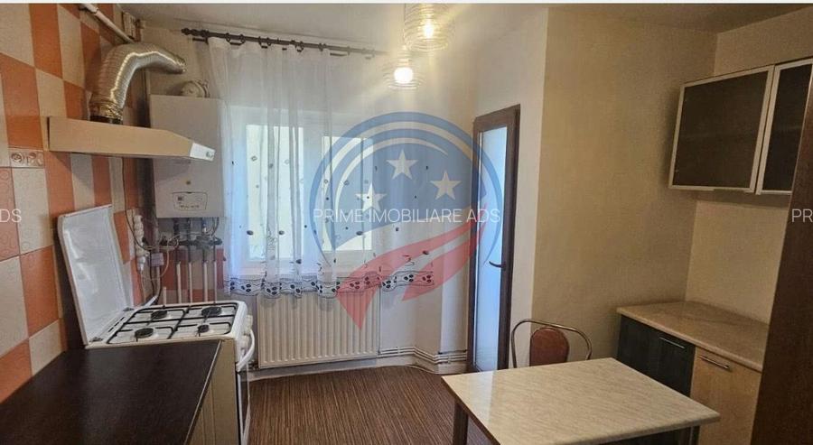 CHIRIE APARTAMENT 3 CAMERE 1 MAI - 7