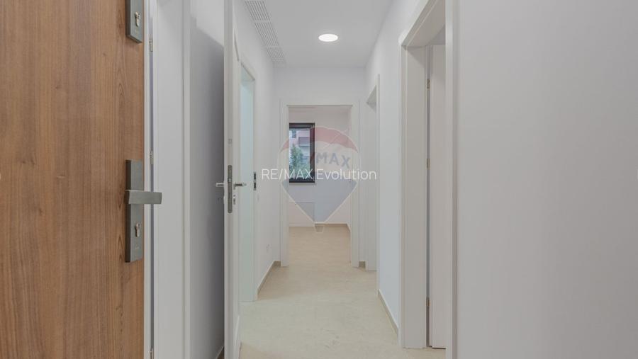 Clinica medicala-9 cabinete- URBAN PLAZA - bloc 15 parter! - 7