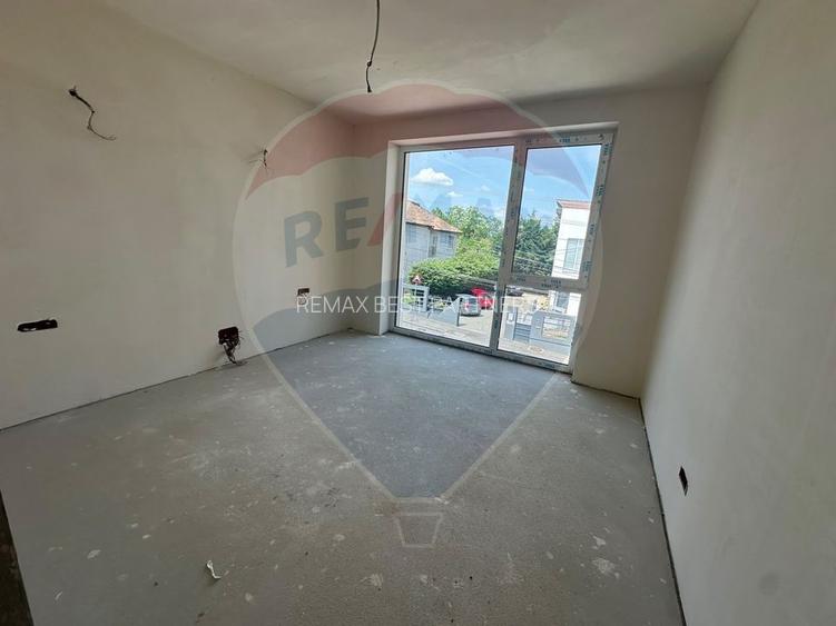 Casa noua de vanzare in Andrei Muresanu! 190 MPU - 6