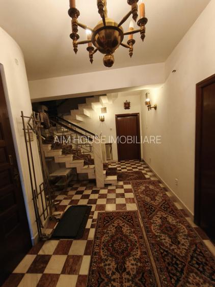 De închiriat: casă spațioasă cu terasă și garaj – Domenii - 3