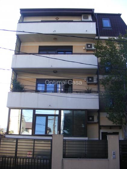 Domenii,imobil 2007,etaj 1/3,150 mp,loc de parcare subteran. - 2