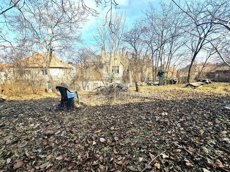 Conac istoric 12 camere | 514mp util | Teren 1440mp | Semicentral - 2