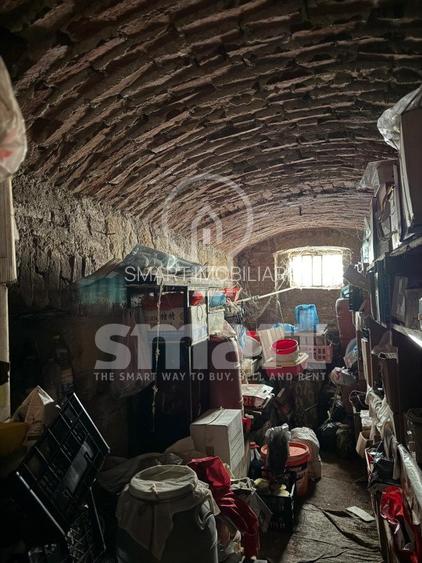 Casă în centrul istoric cu spațiu comercial și parcare proprie Zona 0 - 17