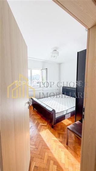 4 CAMERE DOROBANTI POLONA - BLOC 1981 - ETAJ 4 - VEDERE LINISTITA PE INTERIOR - 18