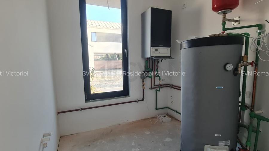 REV2004530 Vila de vanzare la padure  in Corbeanca - 14