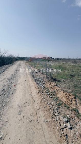 Teren intravilan 1550 mp parcelabil ,zona Veteranilor, deschidere 28ml - 3