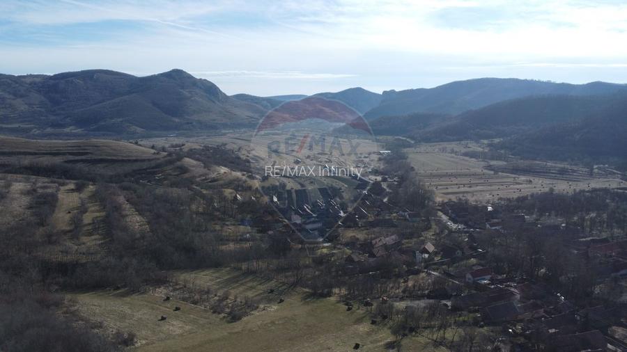 Casă din piatră la poalele Bedeleului – Izvoarele, Alba - 21