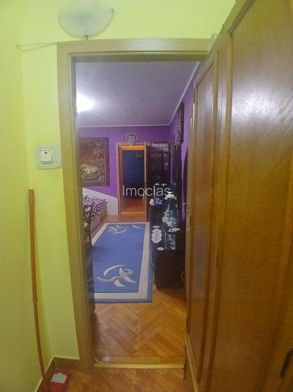 2 cam cf unu Girocului -Martirilor boxa acte Garaj sub bloc - 3