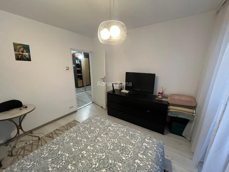 Vand apartament 3 camere decomandat Bucuresti Sector 5 Zona Margeanului - 8