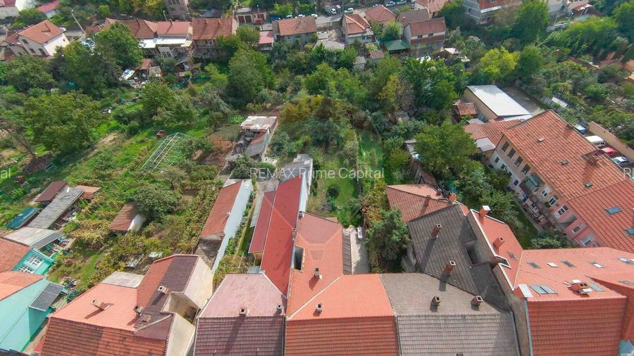 Casă / Vilă cu 4 camere de vânzare Ultracentral Str. Louis Pasteur - 29