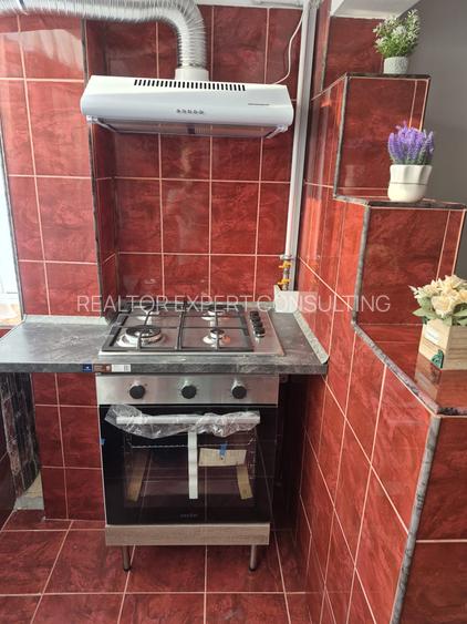 Apartament 2 camere, zona Tomis 3, centrala gaz, etajul 3, mobilat utilat nou. - 7