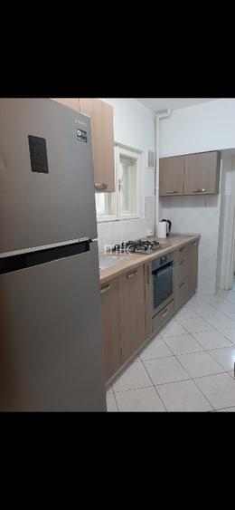 Inchiriez apartament 2 camere Ghe. Magheru - 3