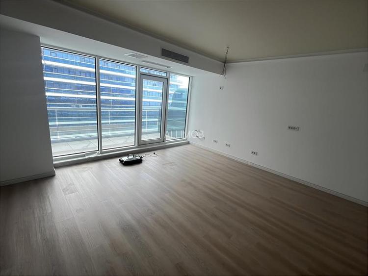 Studio dublu cu vedere la mare, etaj 8 – White Titanic, Mamaia Nord, mobilat com - 8