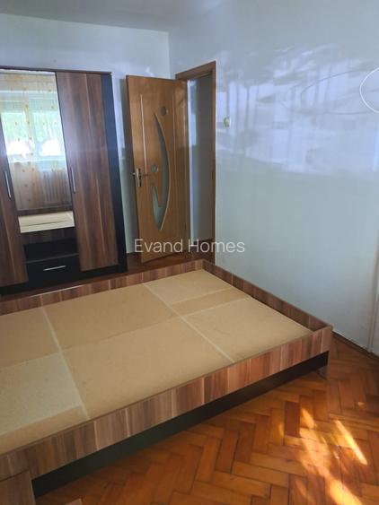 Apartament 3 camere-parter inalt-ideal pentru locuit sau investitie-zona Dacia - 9