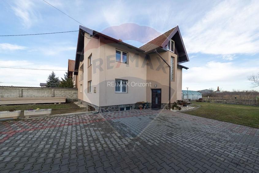 Casă noua - parcări subterane, teren 500 mp, Codlea - 4