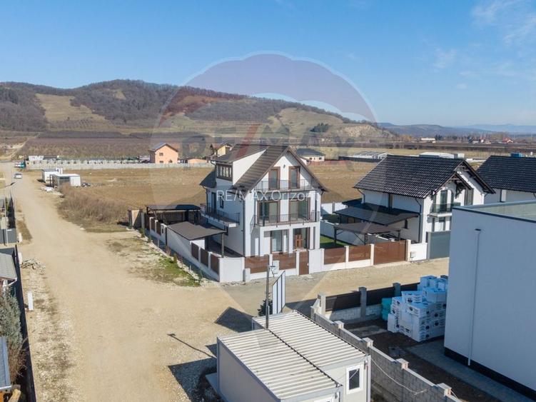 Vila noua, utilitati, finisaje de calitate, Ciprian Porumbescu, Harman - 34