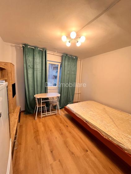 Garsonieră zona Bularga Pod Bucium,etaj 2,nouă - 3