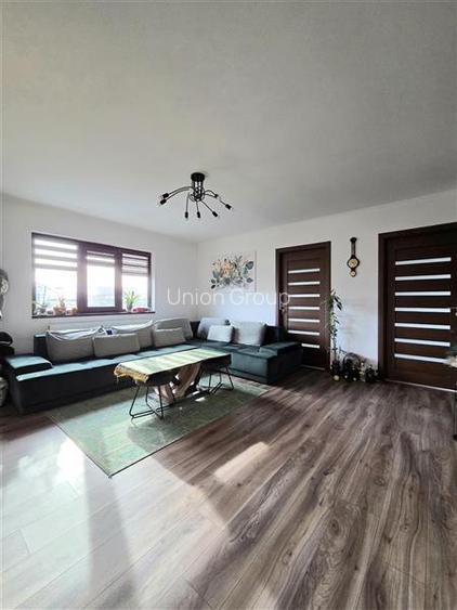 Casa 4 Camere cu Teren in Proprietate la Corbu - 3