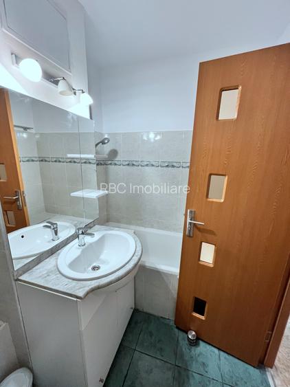 Apartament 2 camere decomandat etaj 1 Intre Lacuri - 8