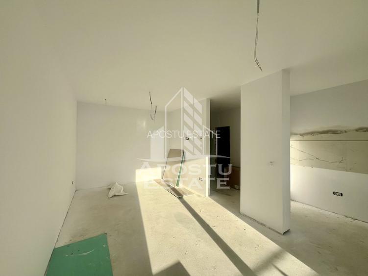 DE VANZARE Apartament doua camere cu pozitie excelenta - 2