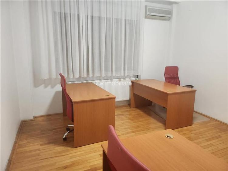 Vanzare 4 camere Primaverii Parc Bordei - 9