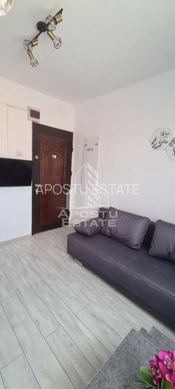 Garsoniera renovată, Soarelui AEM, 210 EUR, proprietar