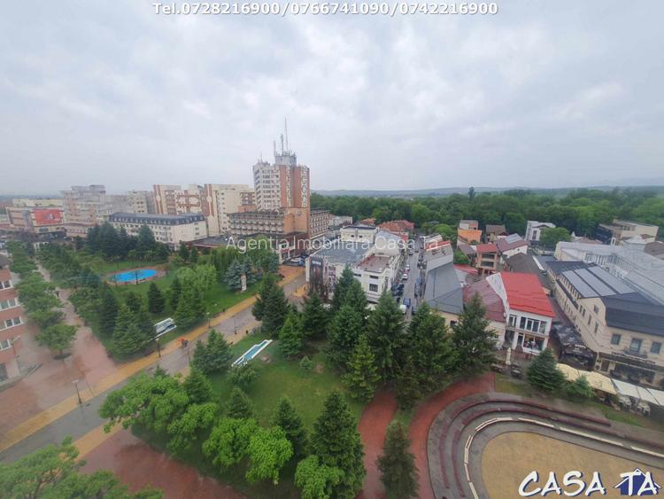 Apartament 3 camere, situat in Targu Jiu, str Victoriei (Ultracentral) - 2