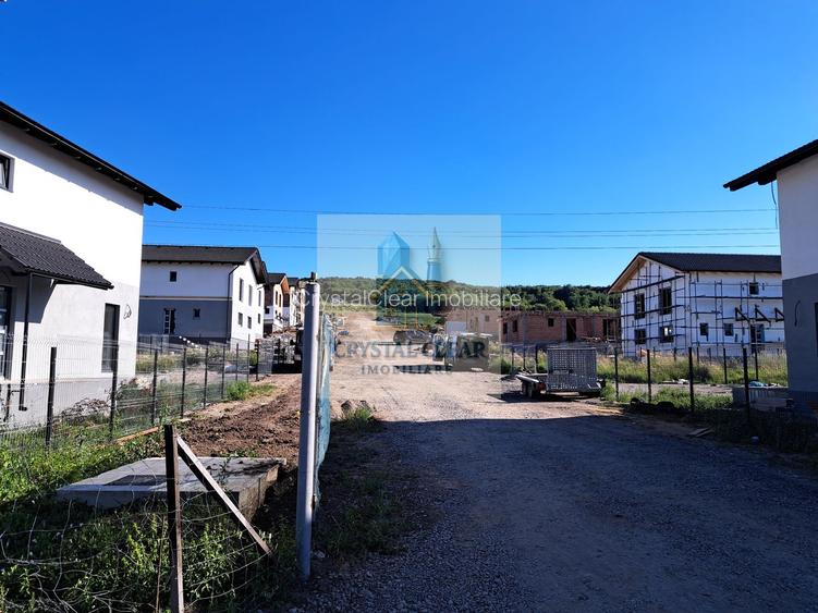 Case în sistem DUPLEX, 3 sau 4 camere + teren 350 mp -  zona Livezeni - 8