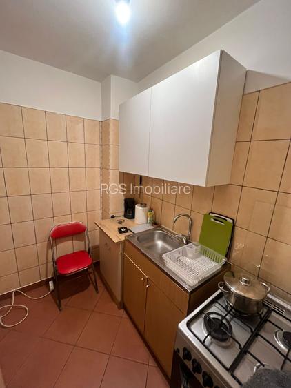 Garsoniera de vanzare -Titan - 5