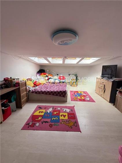 Apartament 4 camere de vanzare – 145.55 mp – mansarda – bloc 2013 - 8