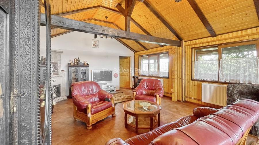 Complex de 3 case pe 18000 mp teren - 51