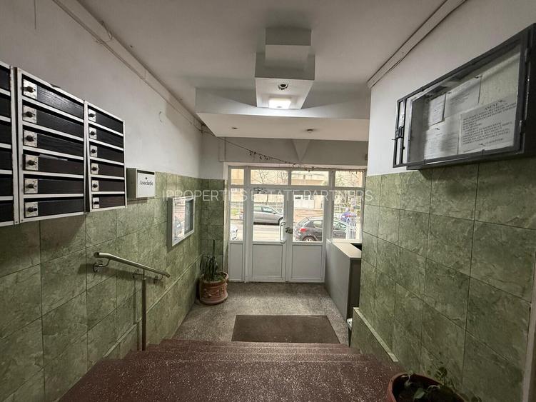 Apartament 4 Camere Mobilat Utilat Centrala Termica Metrou Dristor - 22