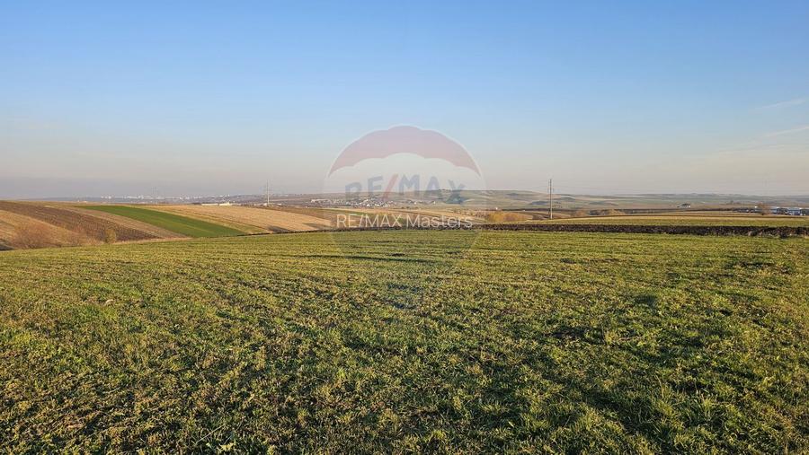 Teren extravilan 10200mp Stroiesti / Soseaua DN17, Suceava - 5