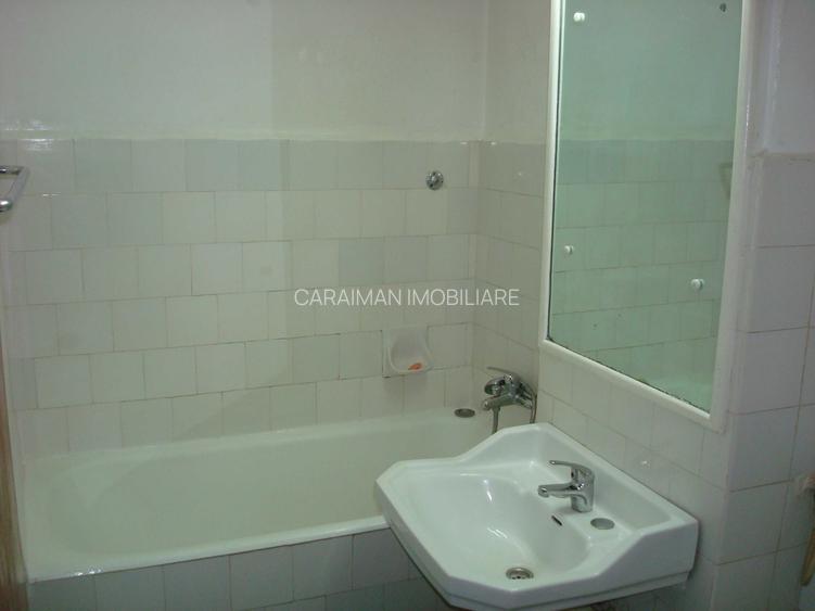 OBOR, COLENTINA, TEIUL DOAMNEI, SECTIA 7, STR. ARH. ION BERINDEI, - 4