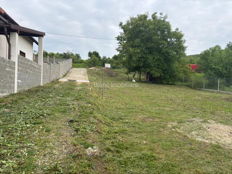 Teren intravilan, pe dealuri, in ORADEA - 2