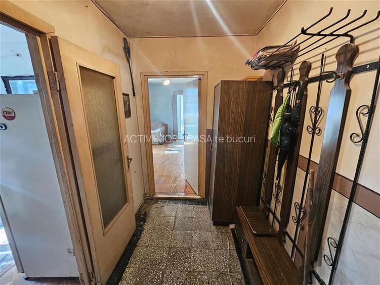 Resita, 2 Cam. Mobilat+Utilat, Micro 3 - 19