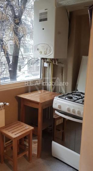 2 camere, decomandat, et 1/8, centrala-Gorjului, Str Moinesti - 7