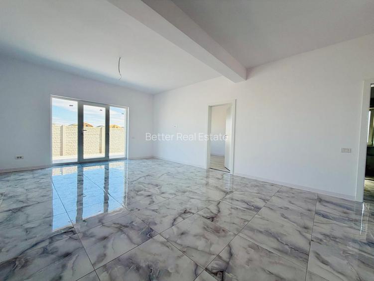 Casa pe parter - Com. Berceni - Str. Miorita - 4 camere - 2 bai - 5