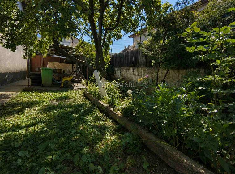 De vânzare | Casă renovabilă cu teren 601 mp | Gruia – zona 7 Străzi - 3