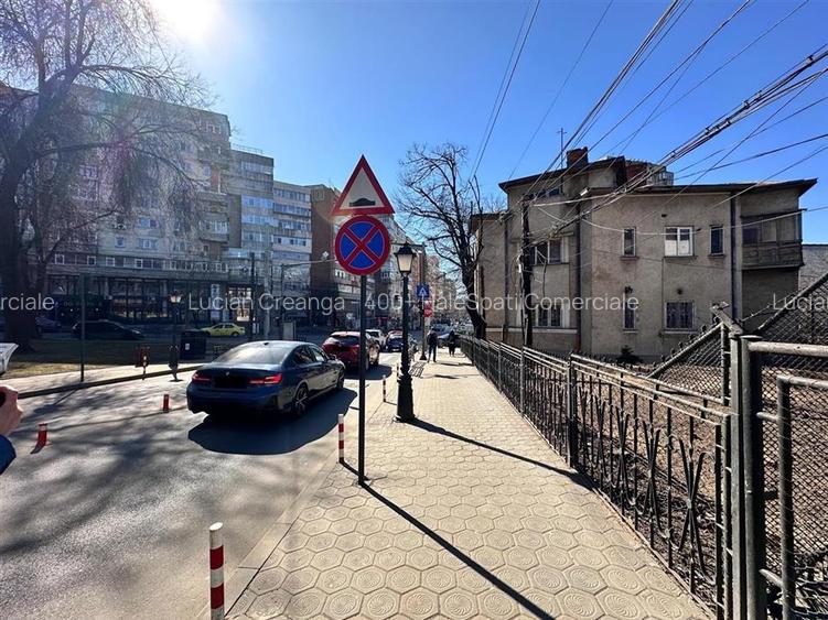 Spatiu comercial de la 75mp la 151mp, parcare, intersectie zona garii - 24
