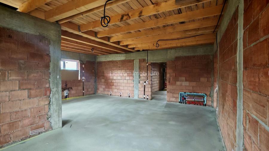 Casa la cheie in CRISTIAN pe Parter, zona de vile,270.000 euro - 12